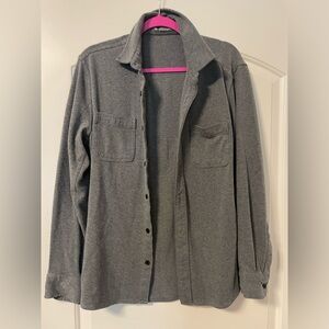 Camden sweater shirt size M